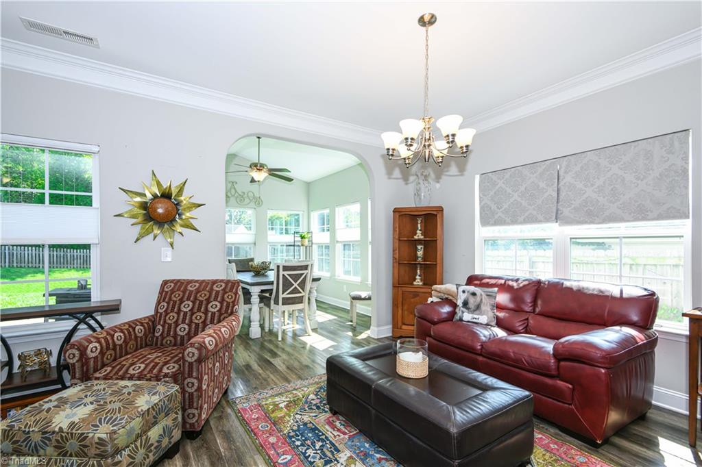 6725 Barton Creek Drive Property Photo 10