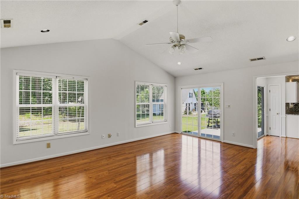 3338 Timberwolf Avenue Property Photo 13