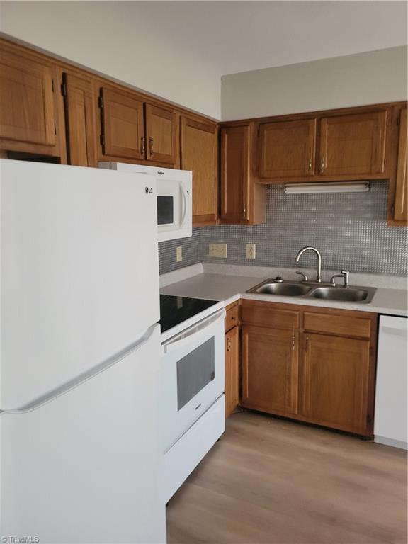 1233737 Property Photo 4