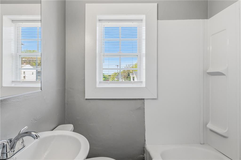 1730 Brooks Avenue Property Photo 11