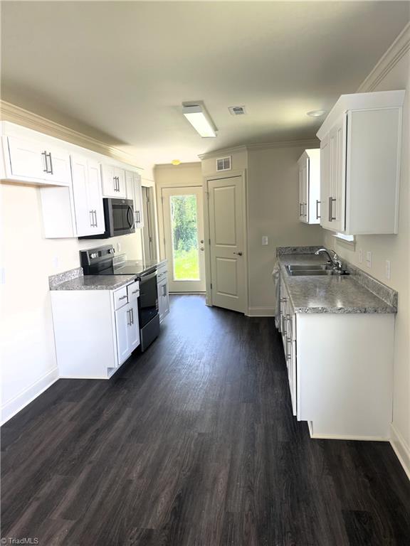 511 White Oak Street Property Photo 2