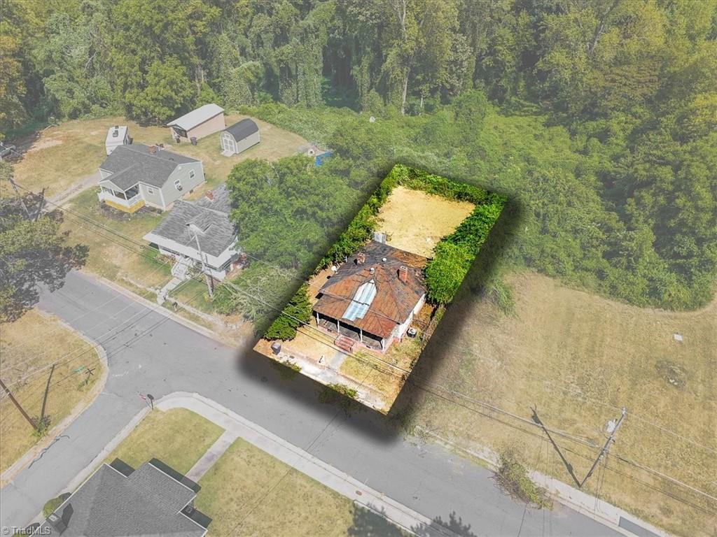 201 Lamberth Street Property Photo 1