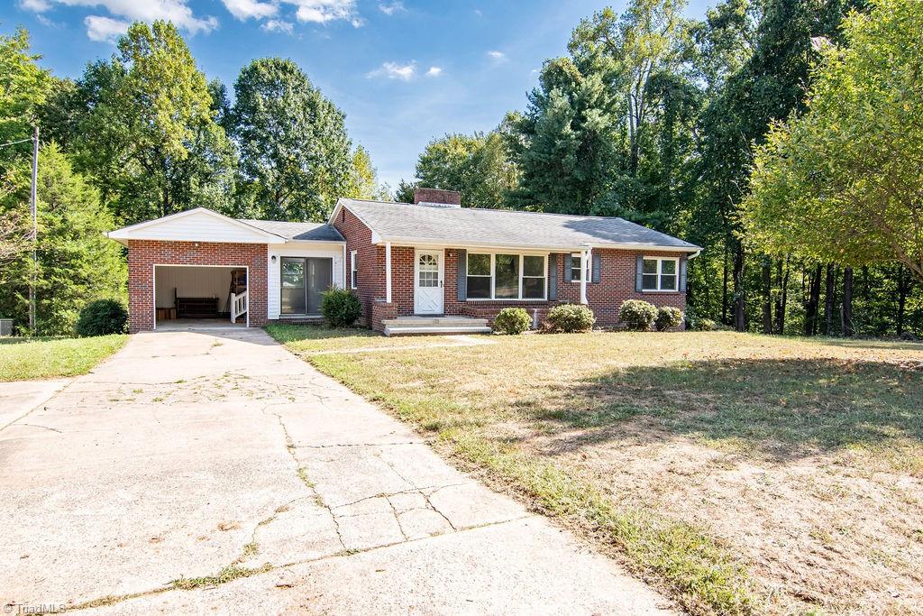1428 Us Highway 311 N Property Photo 1