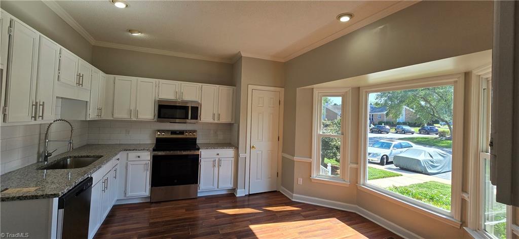 2018 Hearthwood Court Property Photo 8