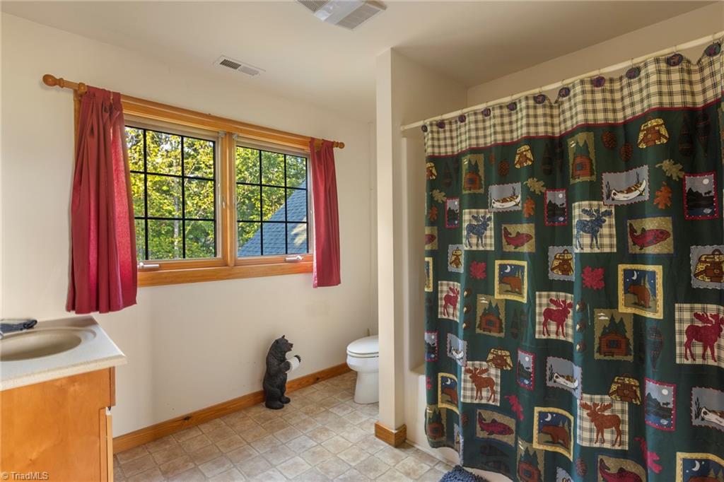408 Echo High Road Property Photo 29