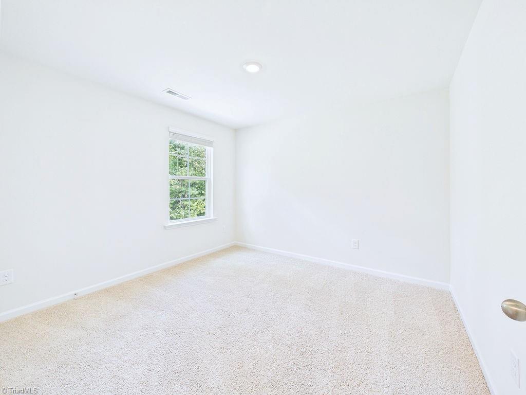 1547 Hamilton Hills Drive Property Photo 14
