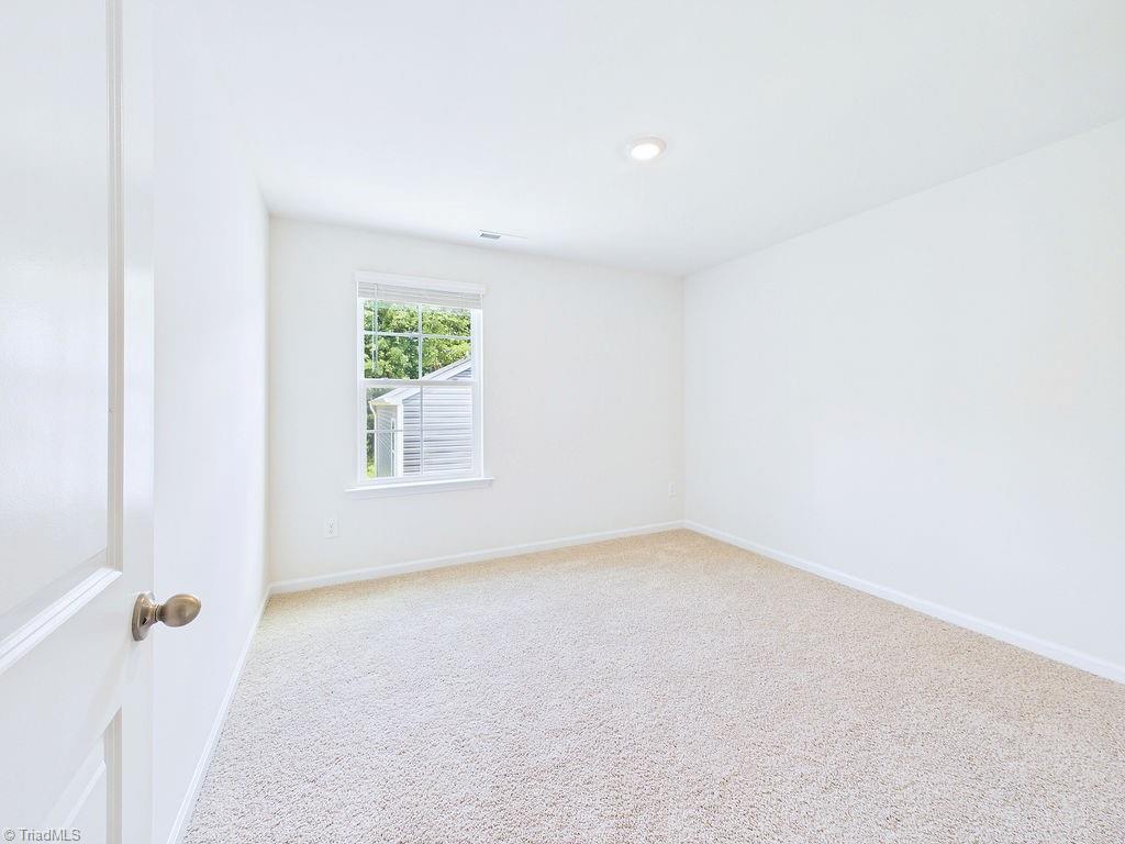1547 Hamilton Hills Drive Property Photo 15