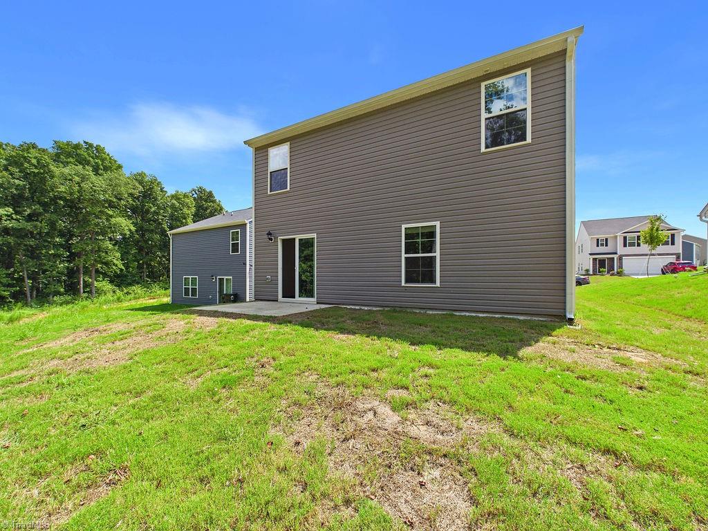 1547 Hamilton Hills Drive Property Photo 20