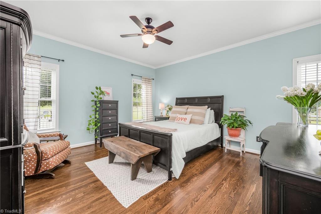 229 Country Circle Property Photo 16