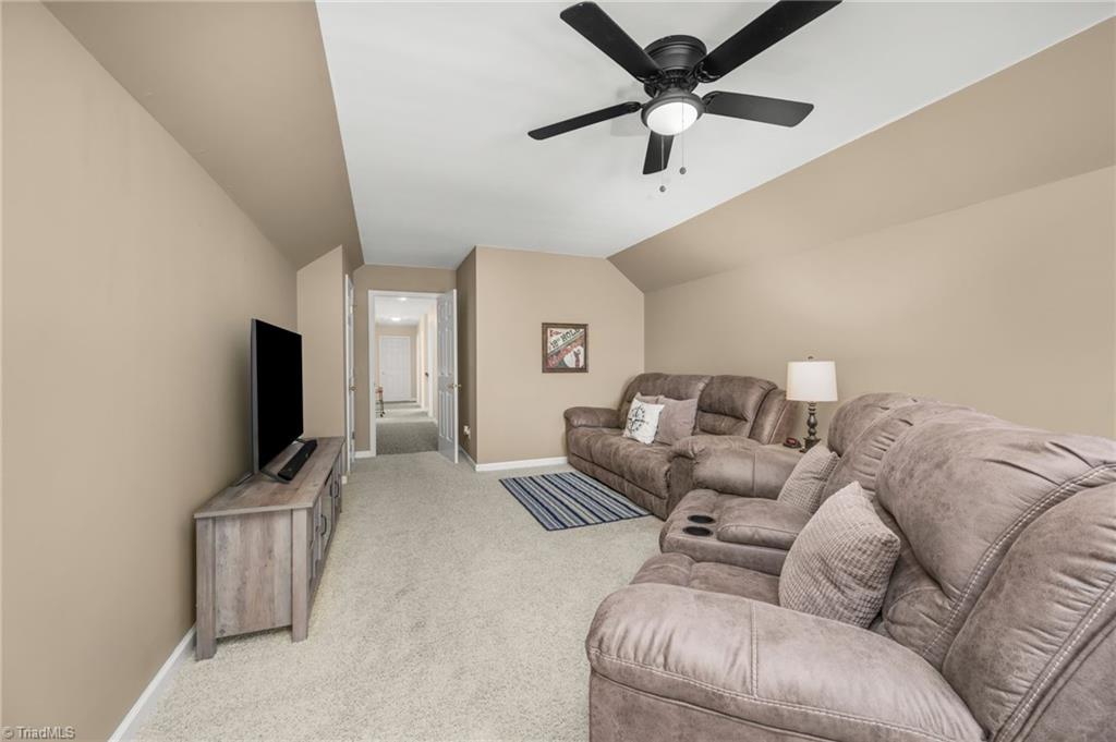 229 Country Circle Property Photo 29