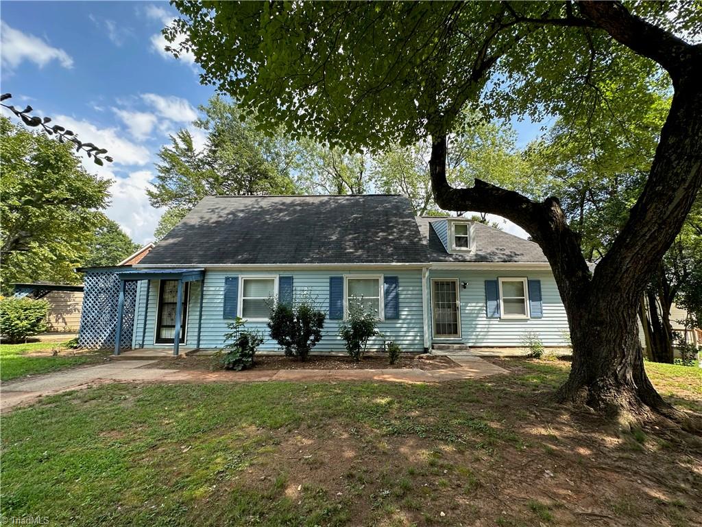 1012 Louise Road