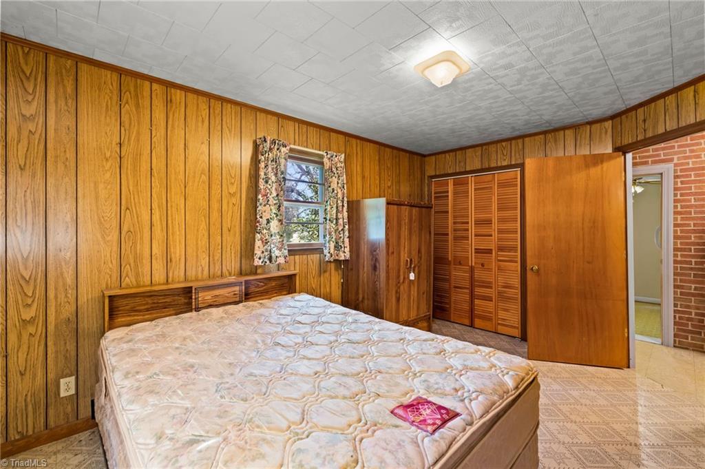2294 N Old Greensboro Road Property Photo 16