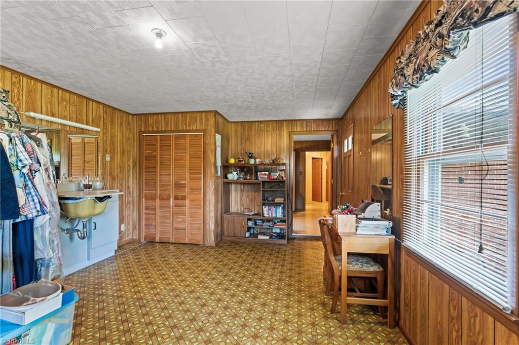 2294 N Old Greensboro Road Property Photo 21
