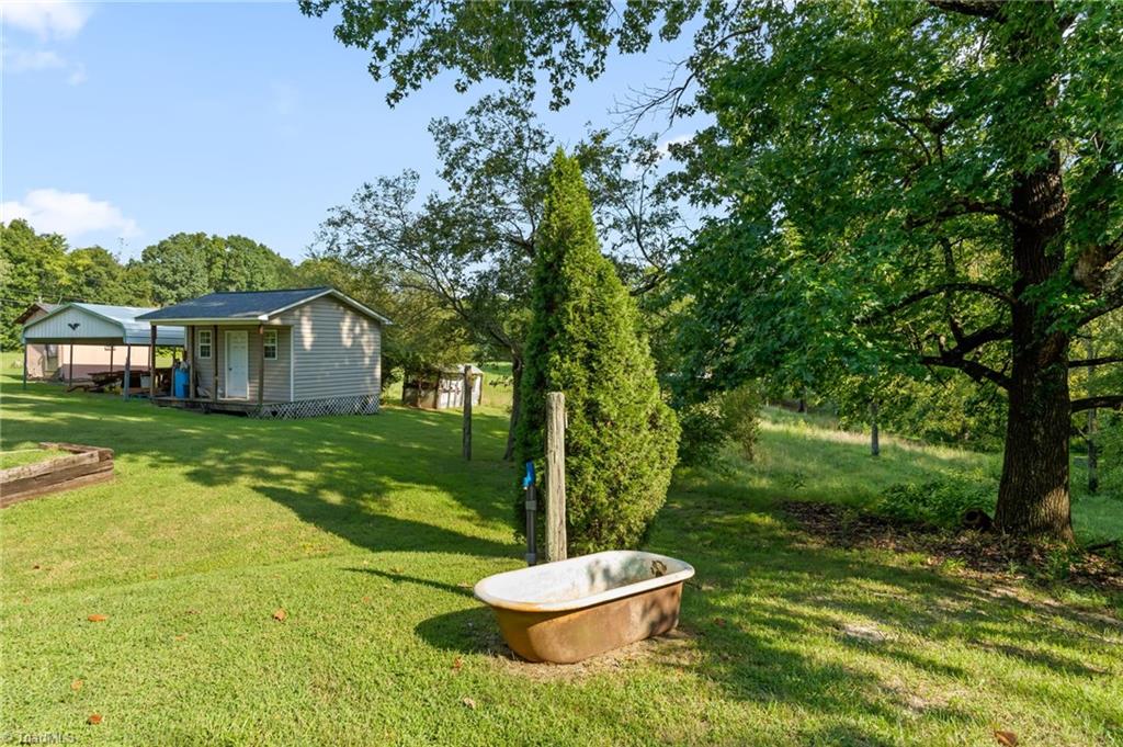 2294 N Old Greensboro Road Property Photo 33