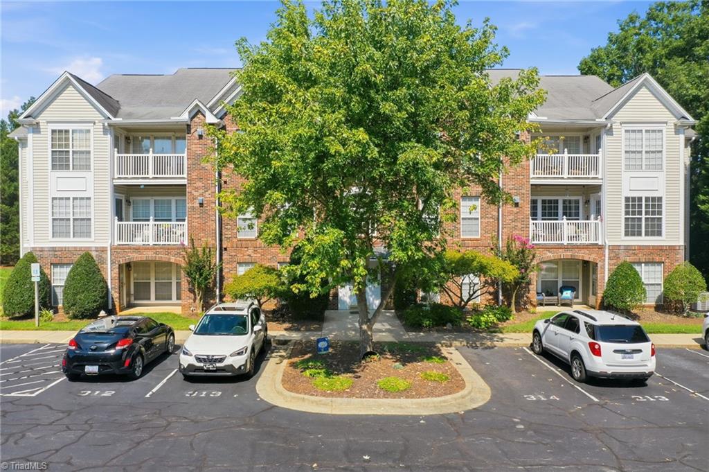 2229 Delaney Drive # 312
