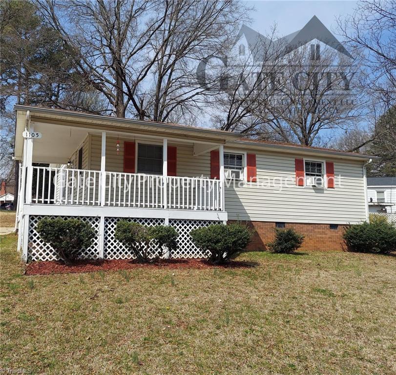 1105 Meadowbrook Boulevard Property Photo 1