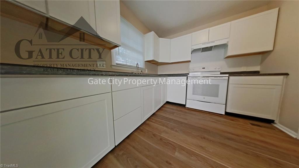 1105 Meadowbrook Boulevard Property Photo 2