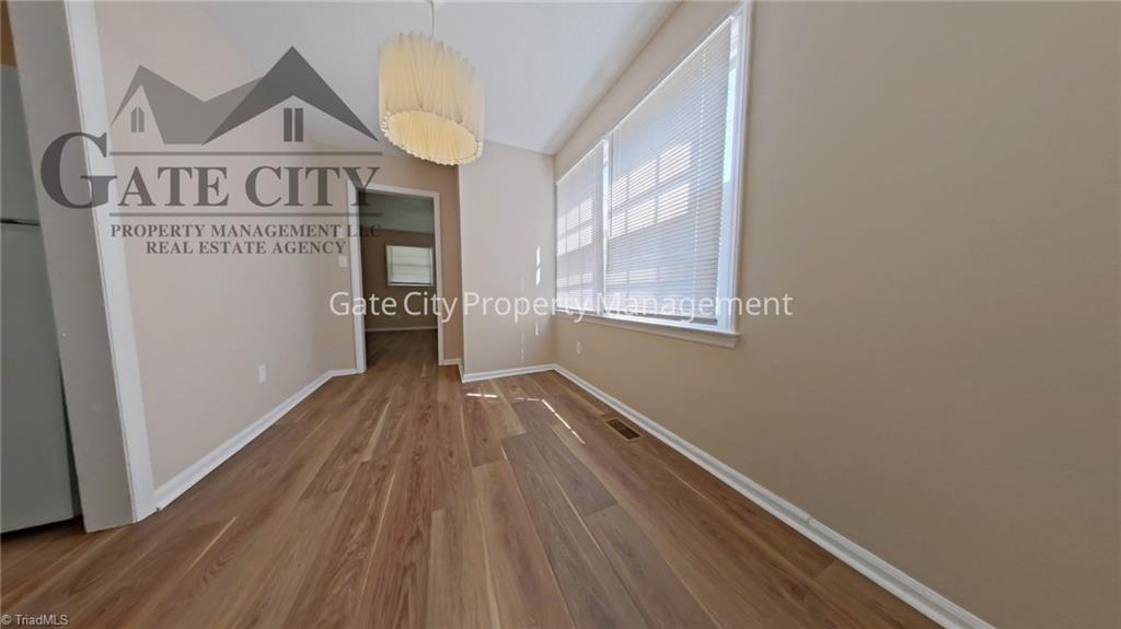 1105 Meadowbrook Boulevard Property Photo 5
