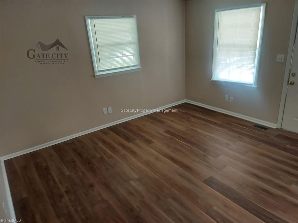 1105 Meadowbrook Boulevard Property Photo 6