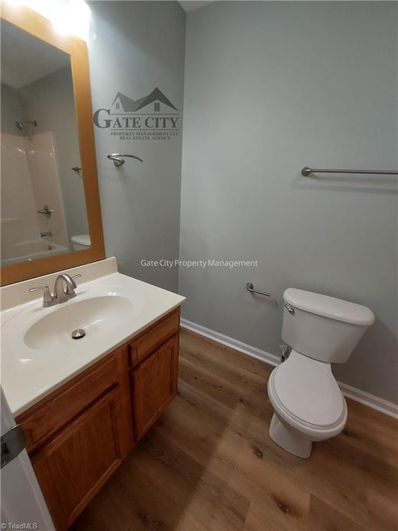 22 King Row Property Photo 10