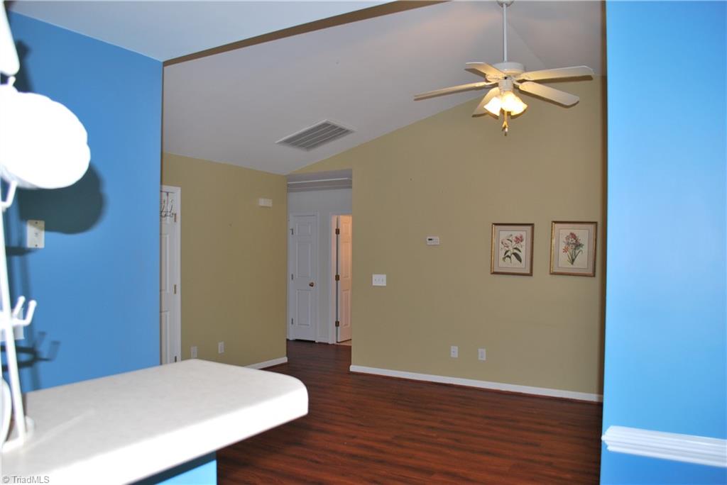 4837 Terrence Drive Property Photo 9