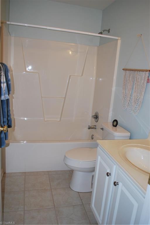 4837 Terrence Drive Property Photo 18