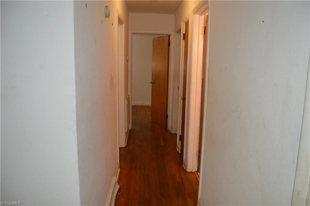 102 Lassiter Drive Property Photo 3