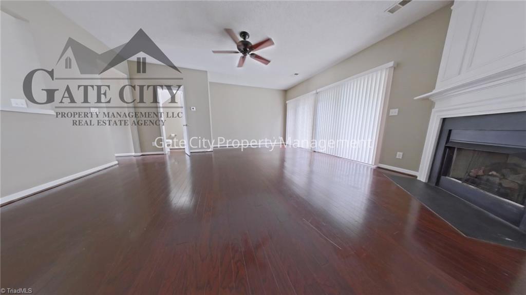3983 Elizabeth Glen Way Property Photo 5