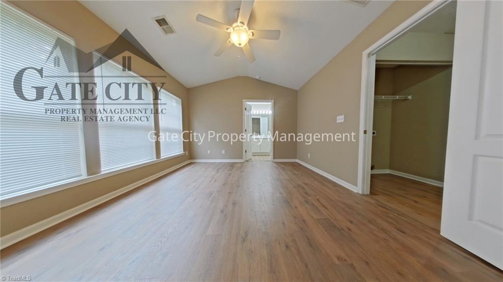 3983 Elizabeth Glen Way Property Photo 15