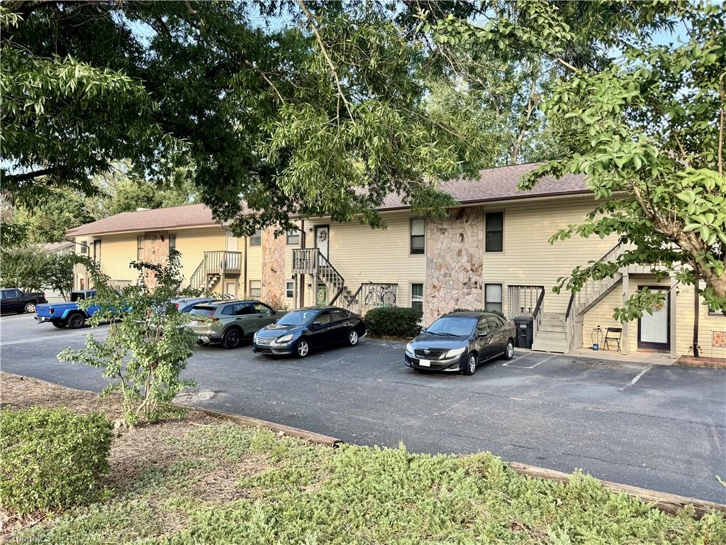 519 Brookside Court