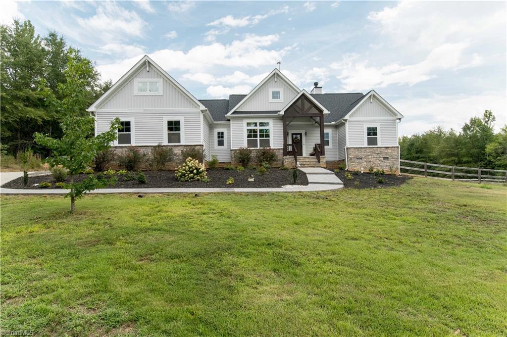 1120 Kayla Ridge Road Property Photo 1