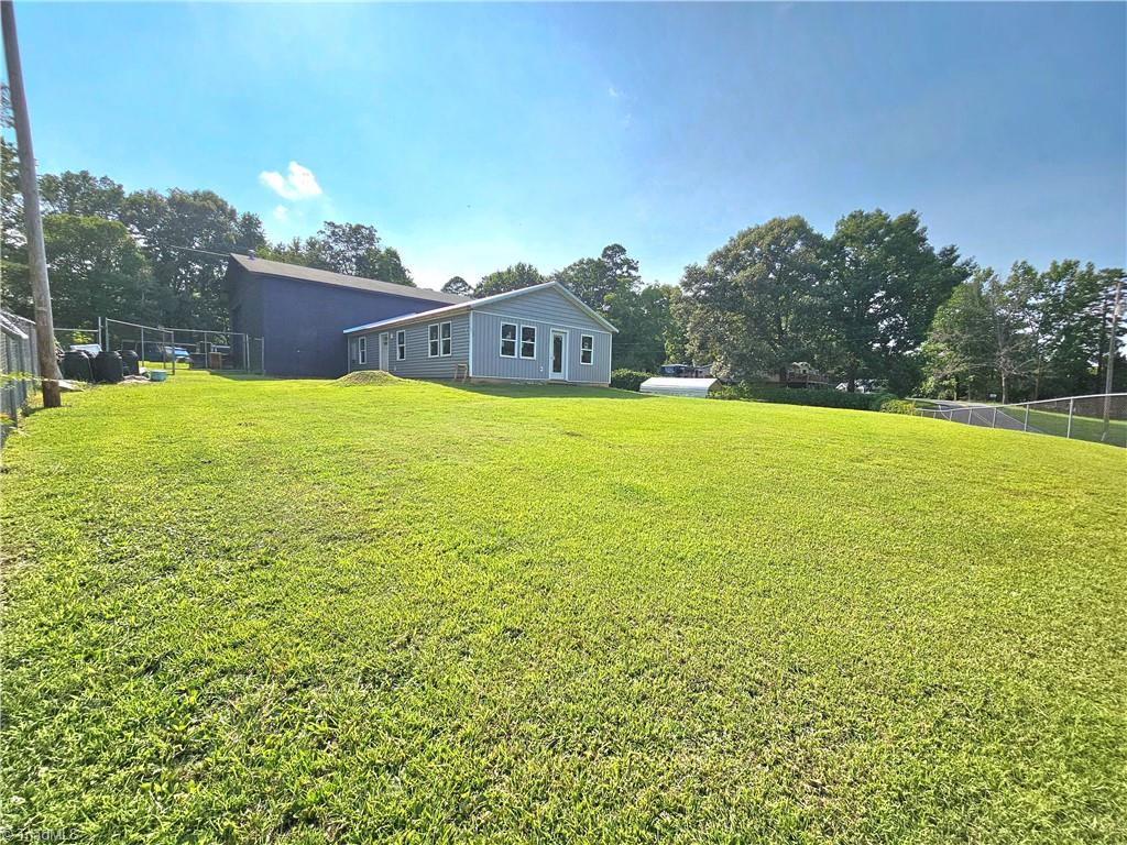 225 8th Avenue Property Photo 1