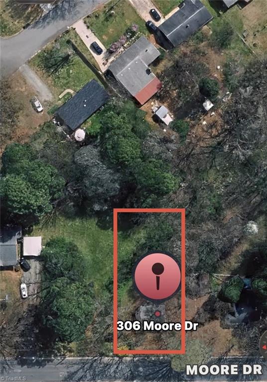 306 Moore Drive Property Photo 2