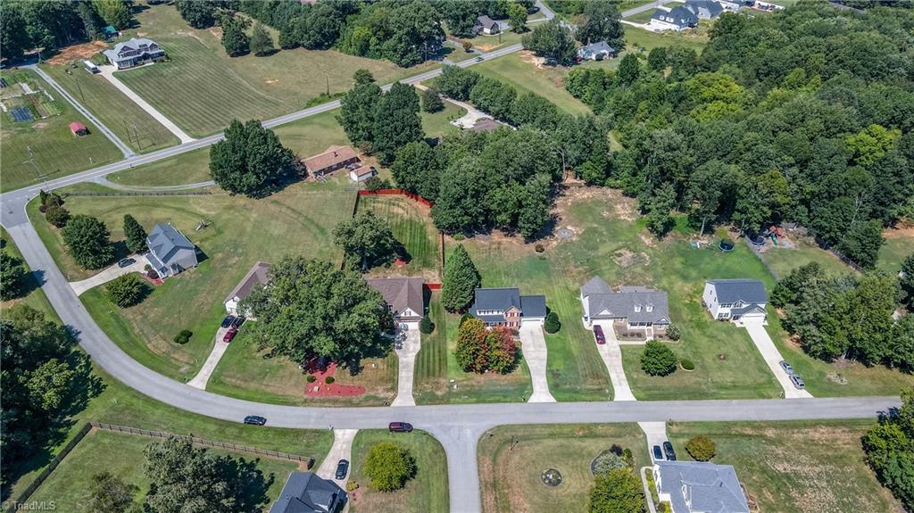3005 Pearson Farm Drive Property Photo 4