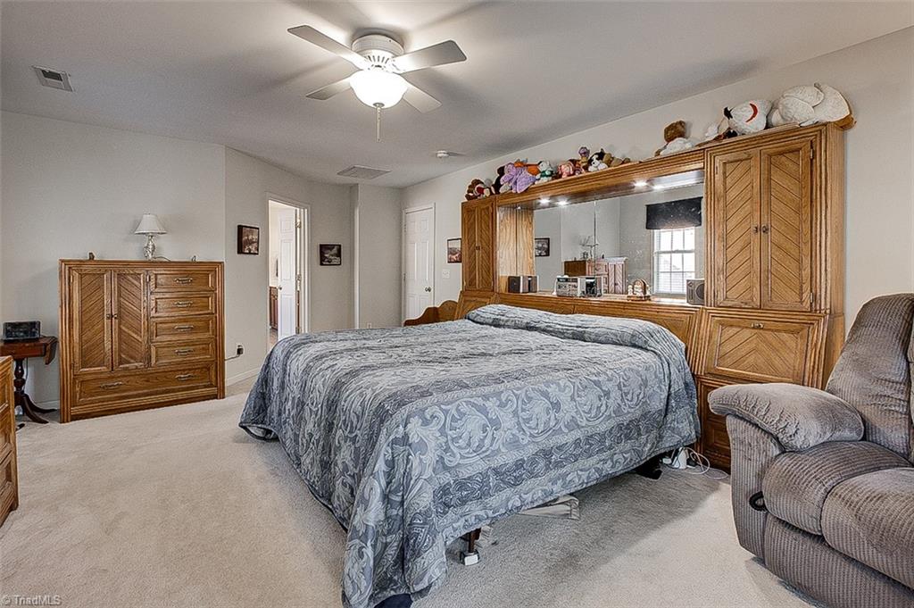 3810 Middlebury Way Property Photo 27