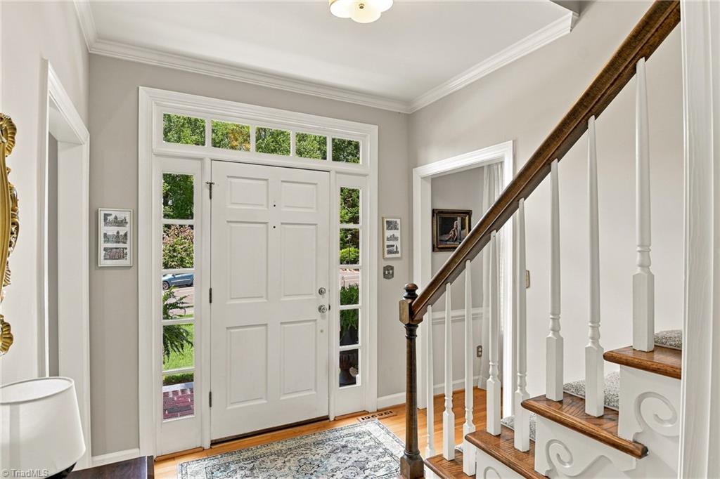 2803 Hackney Way Property Photo 2