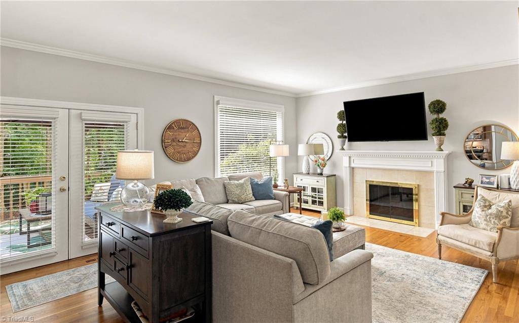 2803 Hackney Way Property Photo 3