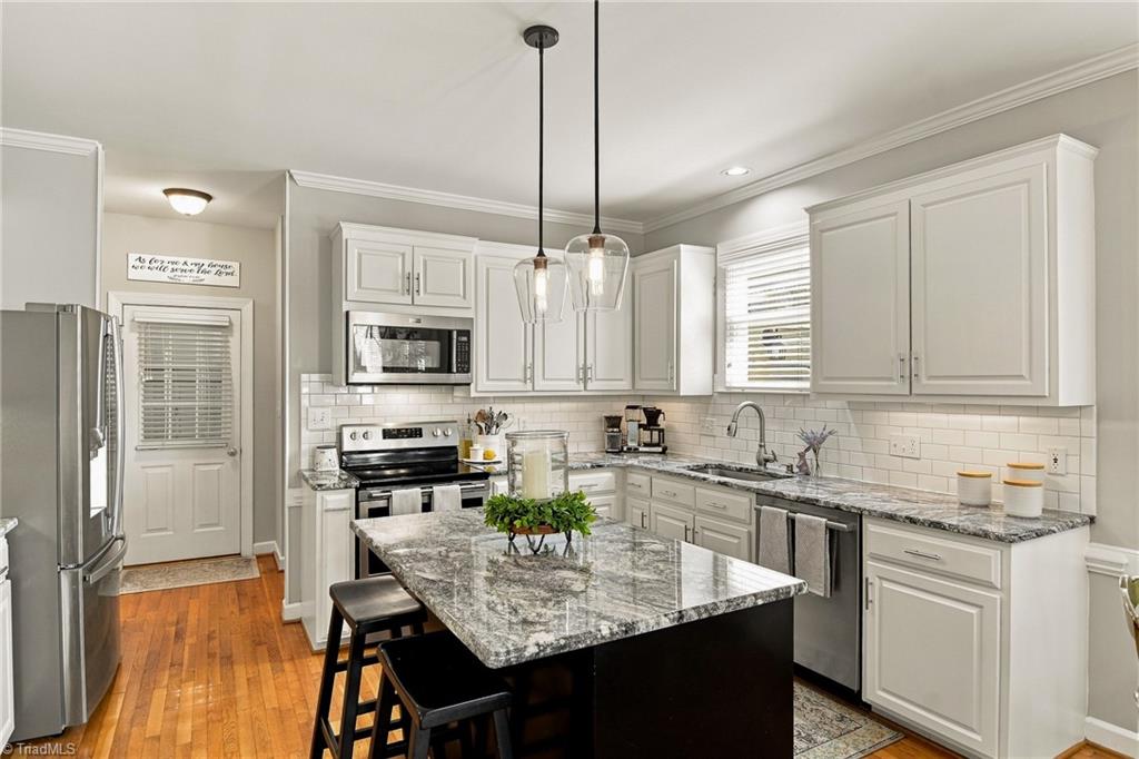 2803 Hackney Way Property Photo 10