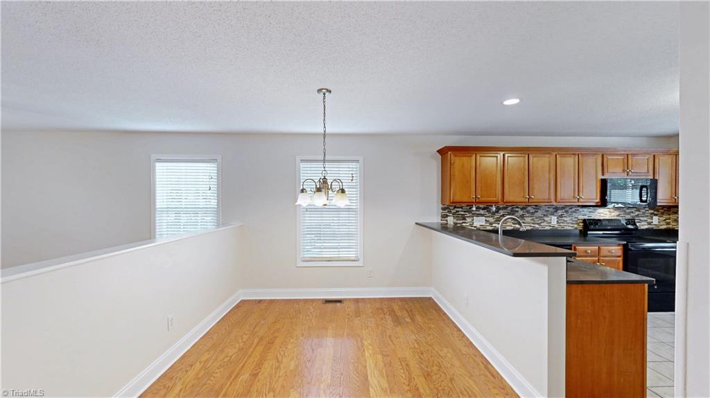 3879 Wood Avenue Property Photo 4