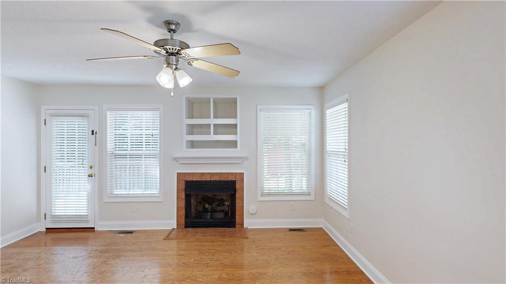 3879 Wood Avenue Property Photo 11