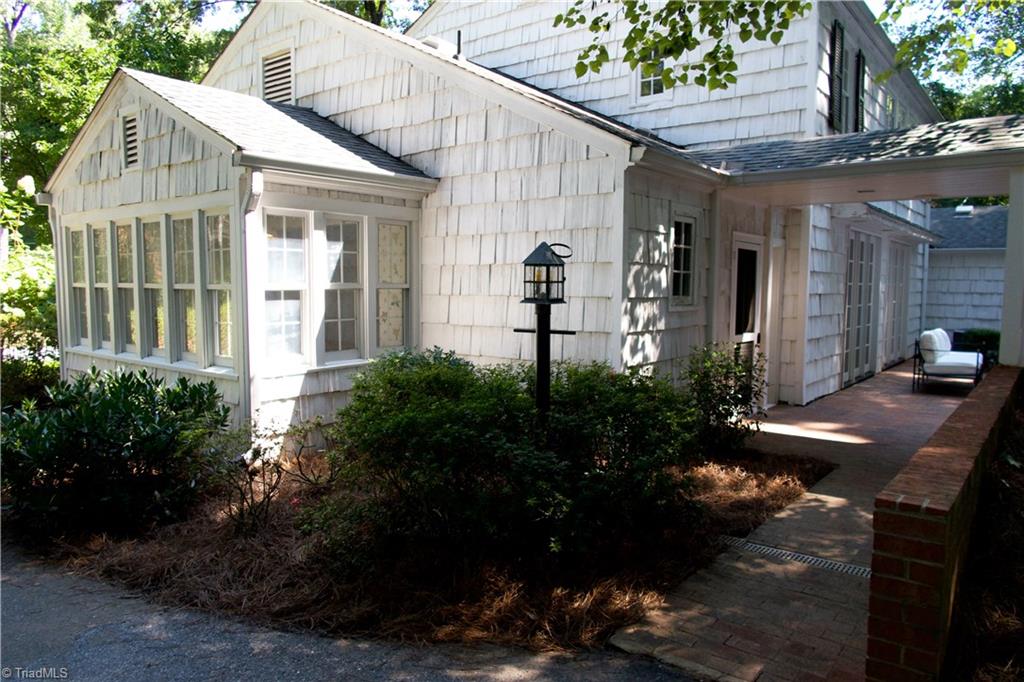 612 Peachtree Street Property Photo 3