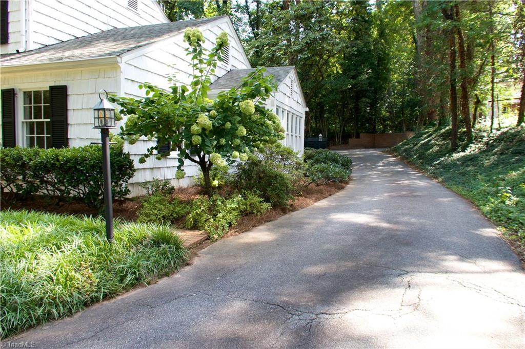 612 Peachtree Street Property Photo 4