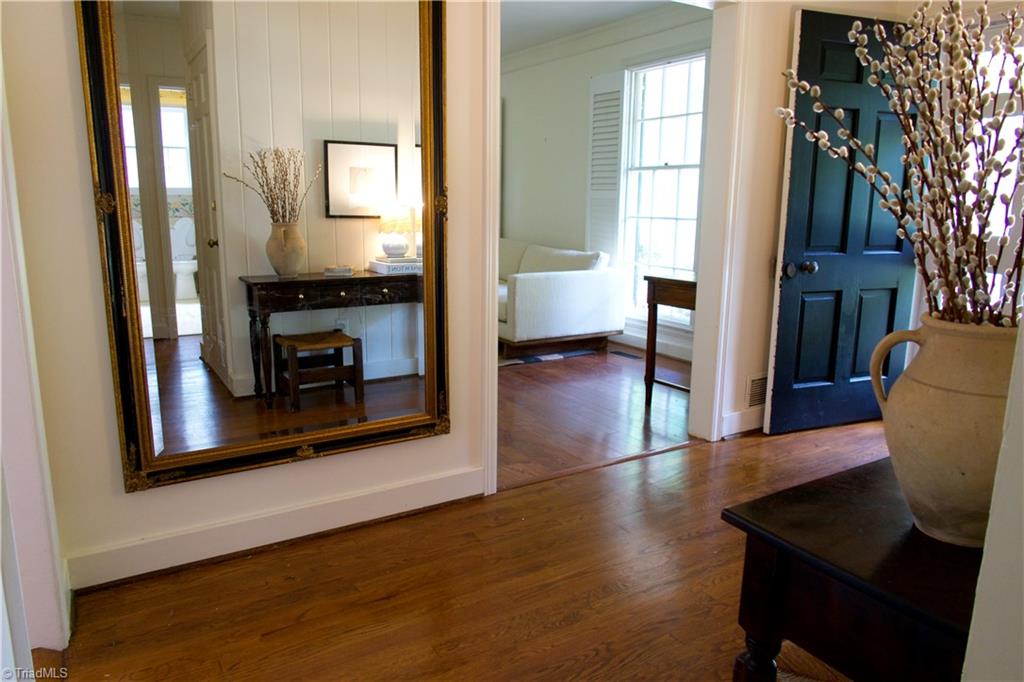 612 Peachtree Street Property Photo 8