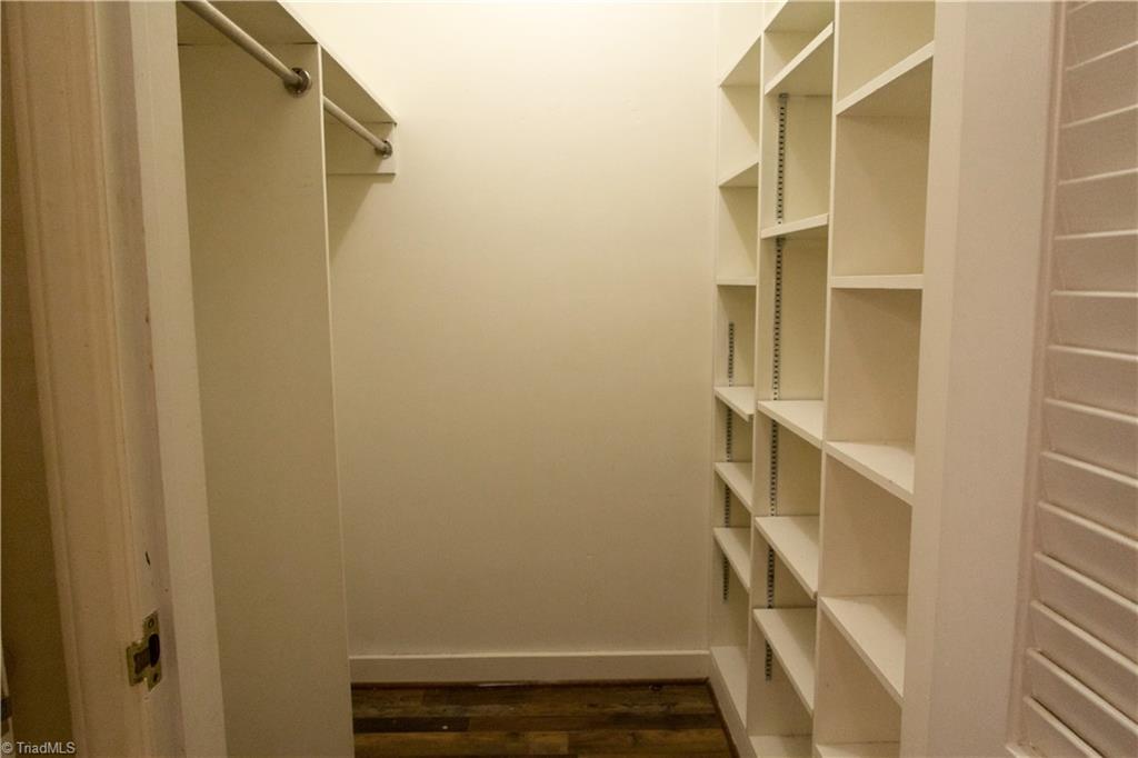 612 Peachtree Street Property Photo 30