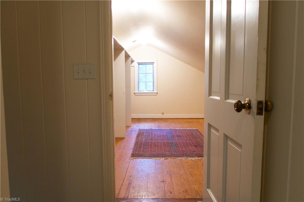 612 Peachtree Street Property Photo 34