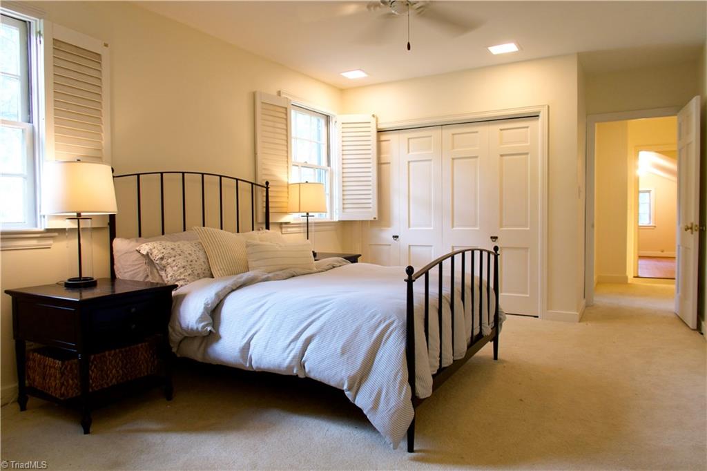 612 Peachtree Street Property Photo 37