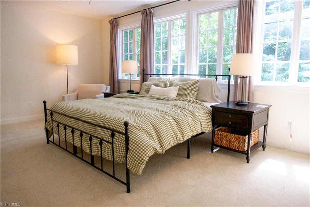 612 Peachtree Street Property Photo 39