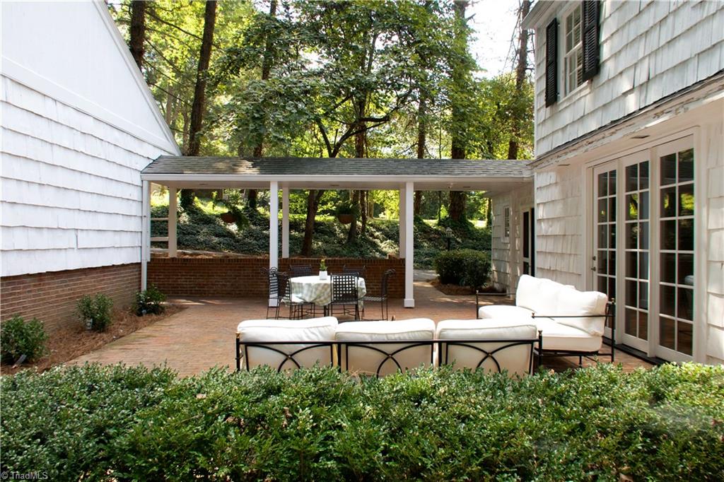 612 Peachtree Street Property Photo 47