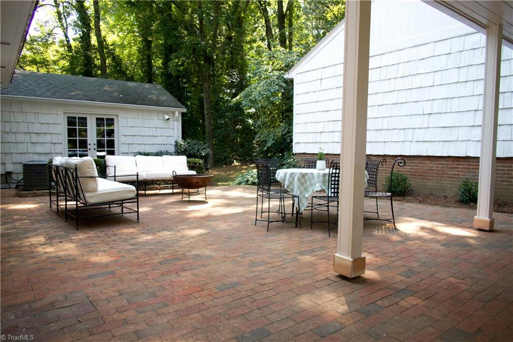 612 Peachtree Street Property Photo 48