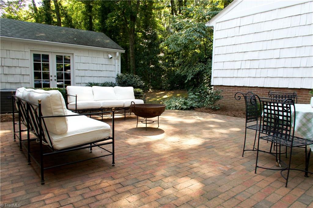 612 Peachtree Street Property Photo 49